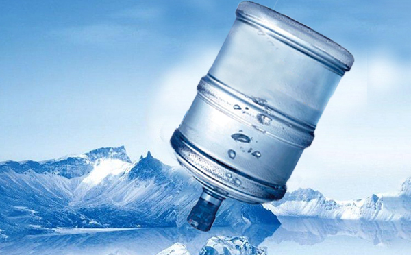 青海純凈水：高原上的清泉，健康生活的源泉